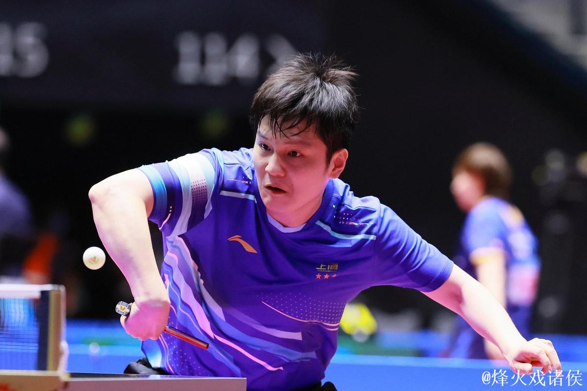 樊振东4-0横扫孙正 晋级十五运会男单四强 樊振东4-0横扫孙正 晋级十五运会男单四强